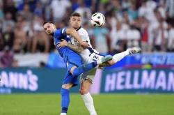 开云体育-斯洛文尼亚队踢出精彩比赛，赢下对手