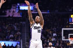 开云体育-勇士客场击败国王，迎来三连胜