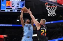 开云体育官网-卫冕冠军狂胜：热火大胜灰熊