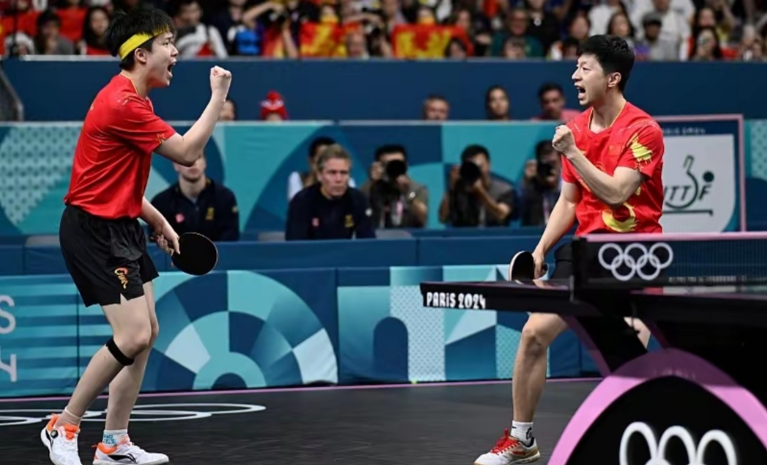 男子团队比赛惊心动魄，最终夺得冠军