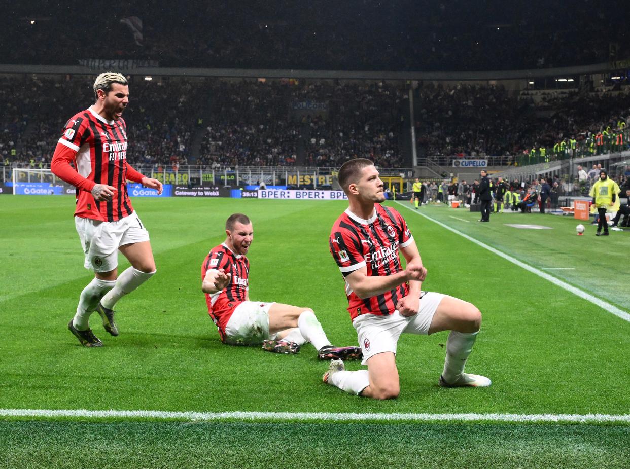 意大利击败荷兰晋级男足决赛