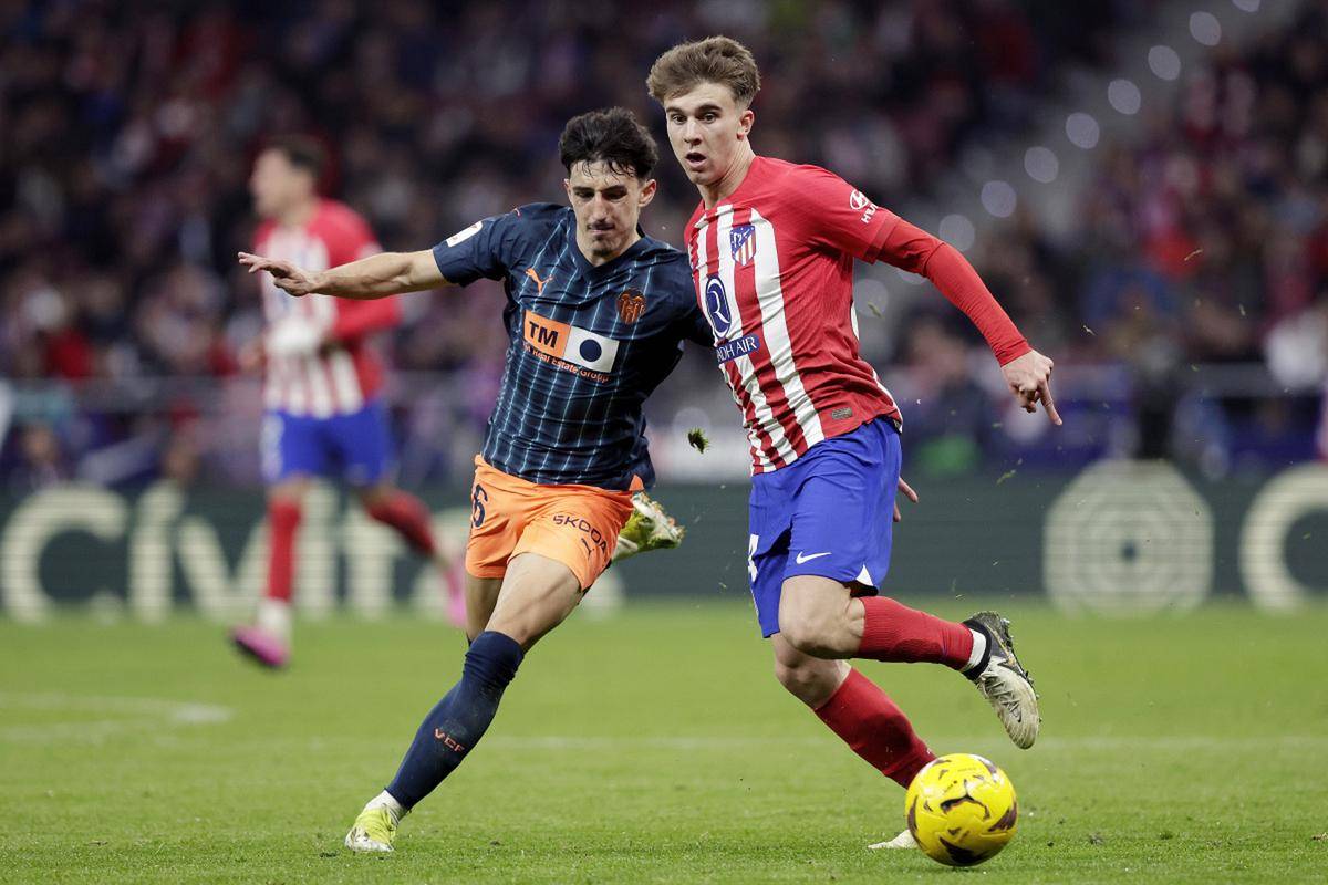 格拉纳达客场逼平巴列卡诺，保级形势稍有缓解