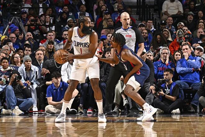 火箭击败76人，哈登状态回升砍下30分的简单介绍